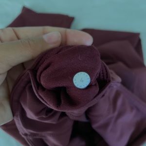 LULULEMON SIZE 4